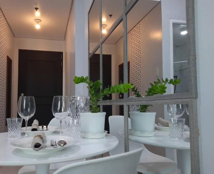 Relax in style with fast WIFI Netflix