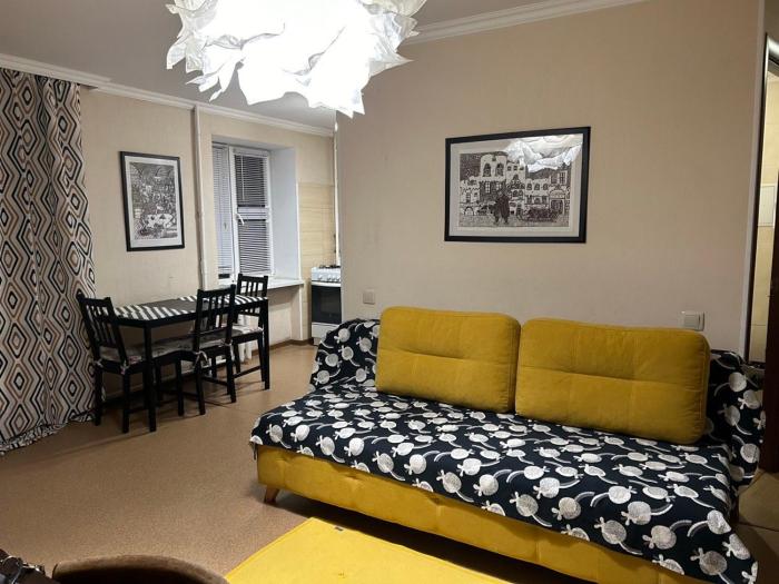 Apartment on Knyahyni Olhy Street