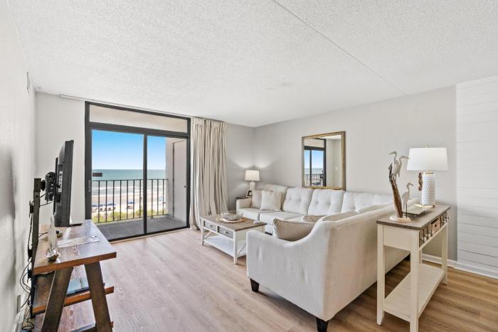 Ocean Towers Beach Club 401 - Oceanfront - Windy Hill Section