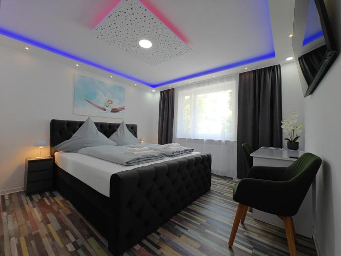 Modern Apartments Neuburg UU - NEU - 2 Zimmer, Komfort, Top Ausgestattet, Smart TV, Wi-Fi