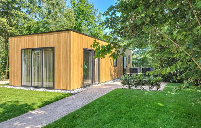 Nice Home In Oosterwolde With Wifi