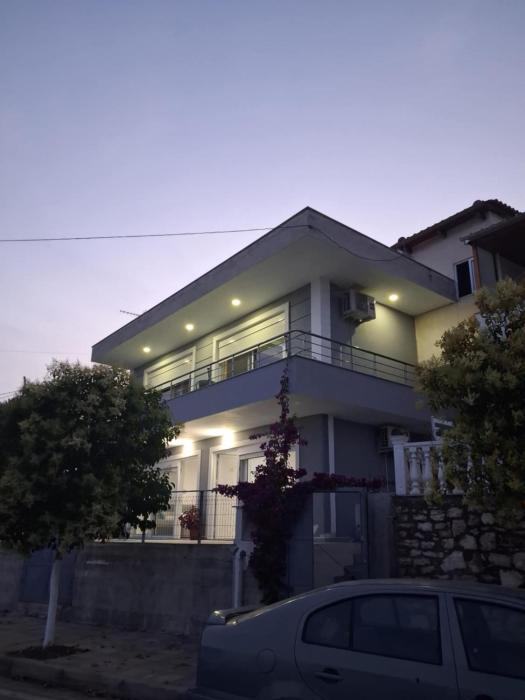 Blue Horizon Studio Apartment- Saranda