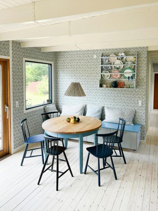 60S Home With Vintage And Real Soul Finds