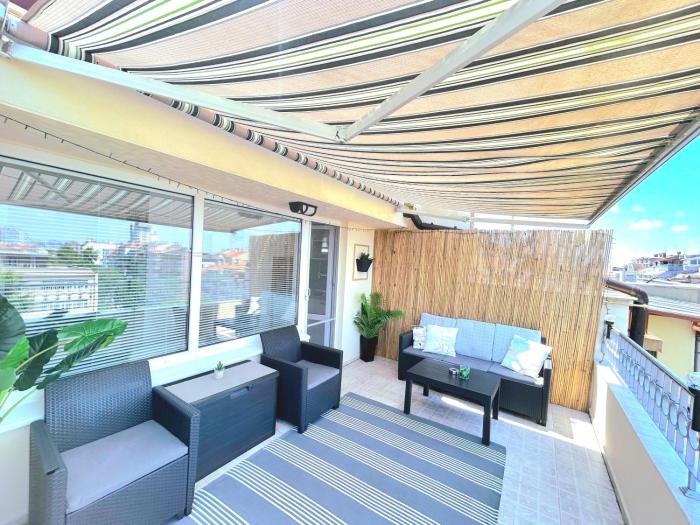 Sea Vibes studio Burgas with great terrace and sea view