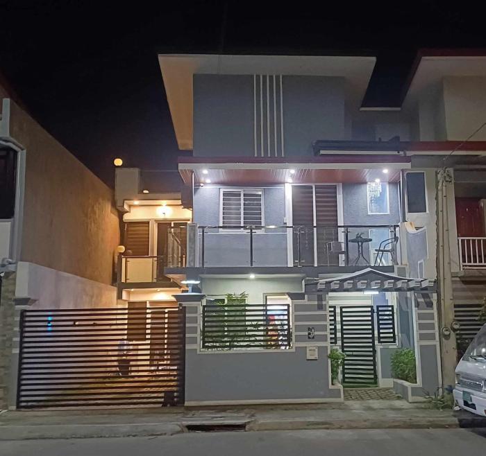 Cai Residence - Stylish 2BR Staycation near EK & Tagaytay Gateway