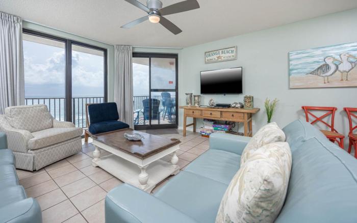 Phoenix X 1009 condo