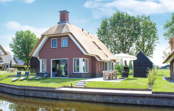 Lovely Home In Idskenhuizen - With Sauna