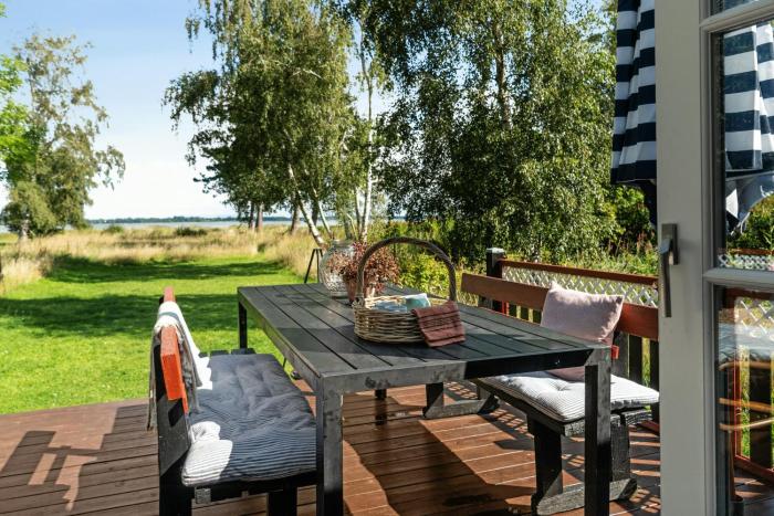 Rustic Vibe In 60S House By Roskilde Fjord