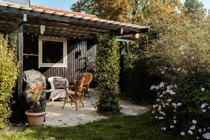 Rosemary House Is A Peaceful Family Getaway