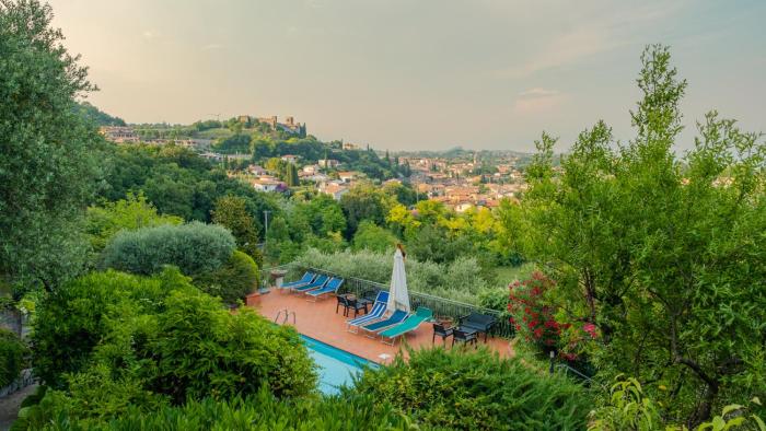 Villa CastleGrace Lake Garda - Italian Homing