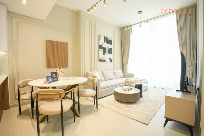 Bnbeyonds Chic Urban Retreat with Upscale 1BR