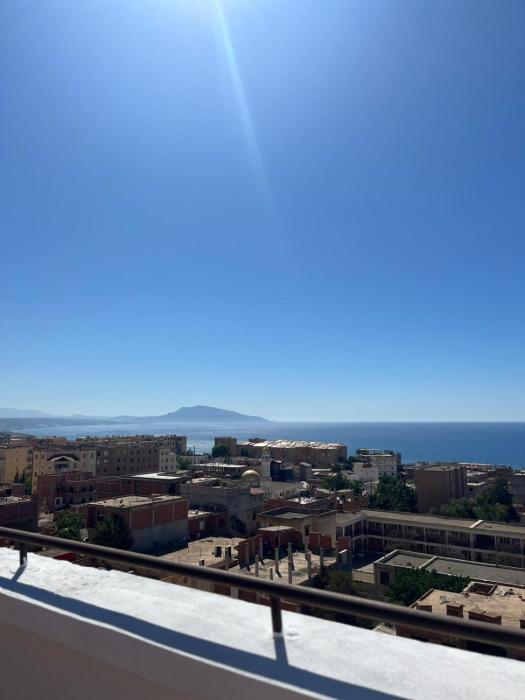 Triplex à Bou Ismaïl près de la plage