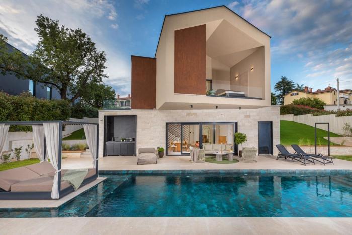 Villa Mol by Villsy - with private pool, sauna, jacuzzi