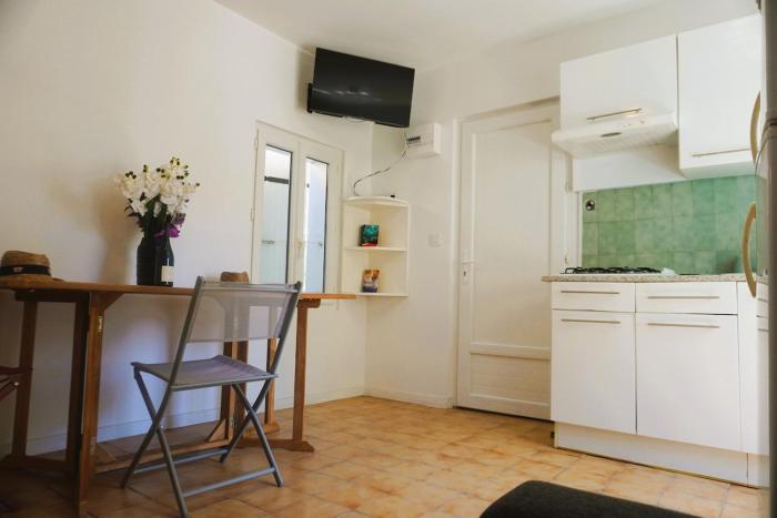 La Dorade du port studio clim terrasse plage