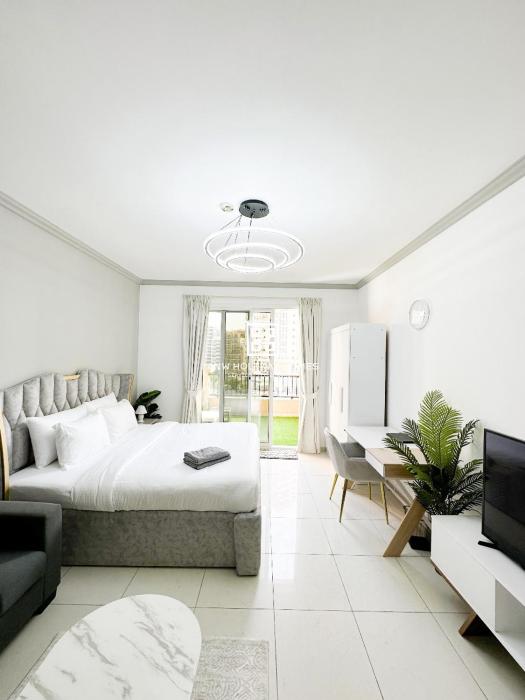 Fully Furnished Studio at Spring Oasis in Dubai Silicon Oasis