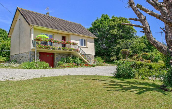 Holiday Home In Montsernelle