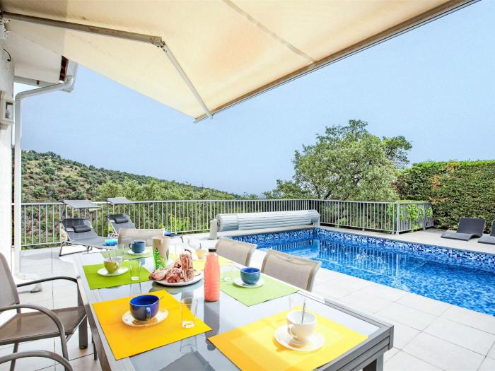 Holiday Home Jardins de Camille by Interhome