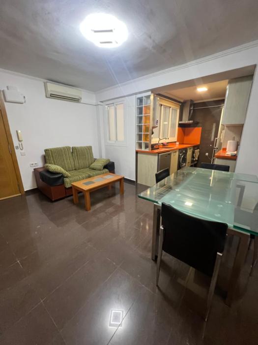 Apartamento tres dormitorios playa