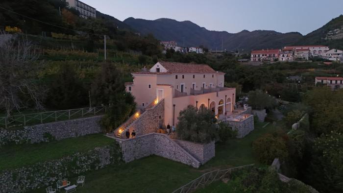 Portico Del Paradiso