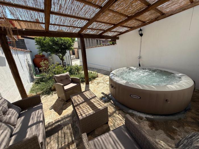 Way to the sea - Home with garden & hot tub