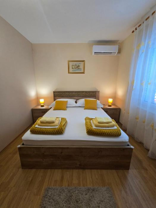 Antonio rooms