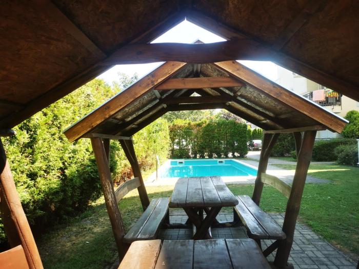 Noémi Wellness Apartman