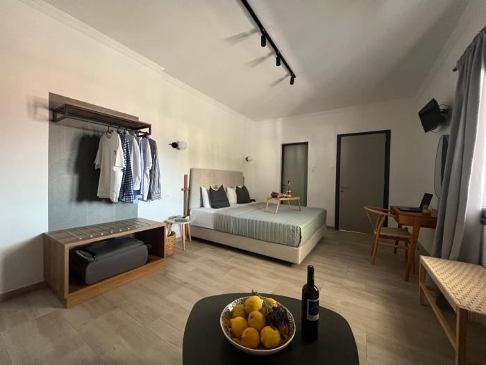 Central Guest House Skiathos