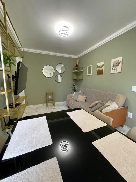 F - Apartamento Central e moderno