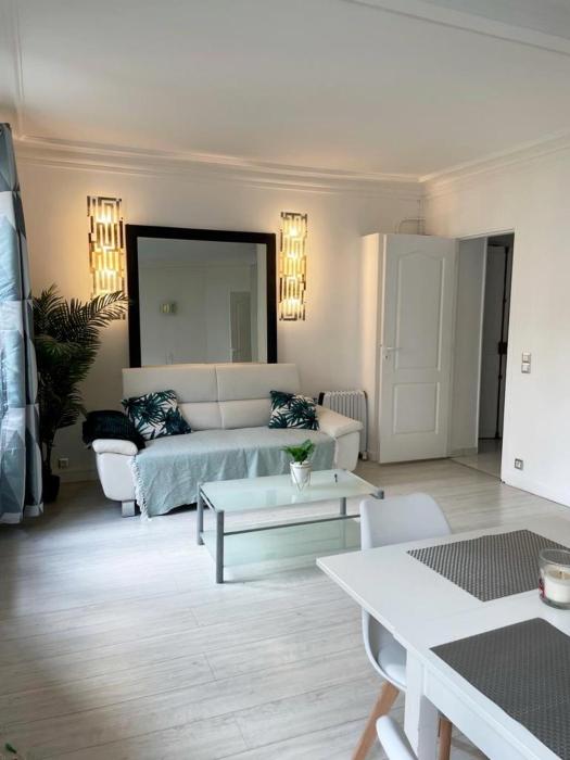Appartement 75017 proche Parc Monceau