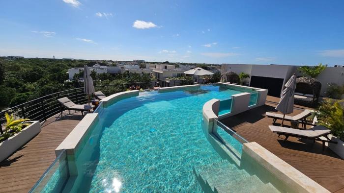 Loft apartment in a private condominium