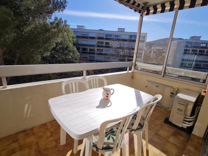 Appartement 2 pièces climatisé, parking, centre Sainte-Maxime, proche plages - FR-1-780-54