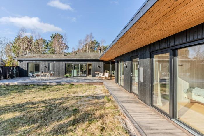 Experience Nature And Holiday Home Charm In Rørvig