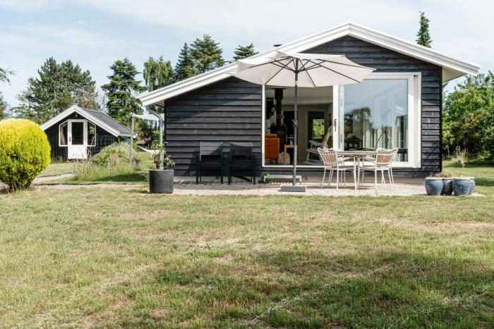 Beautiful Tranquil Home By Fjord Near Copenhagen