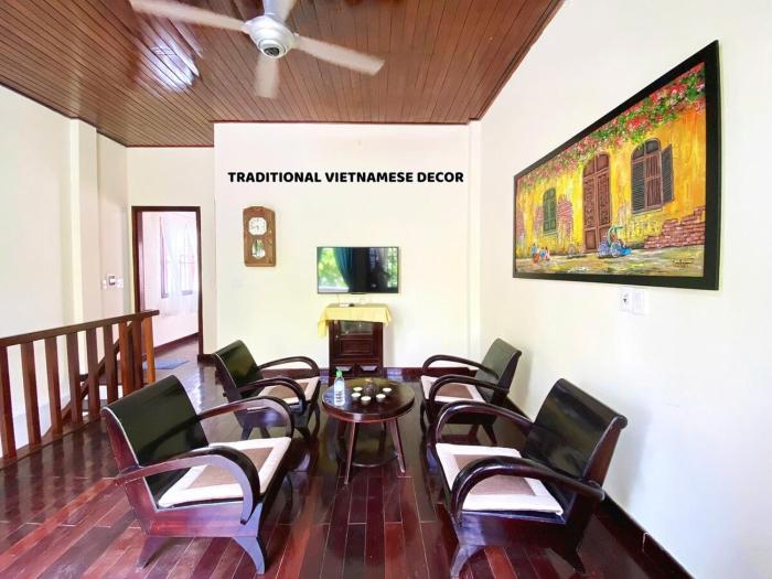 Garden villa with Hoi An style near My Khe beach