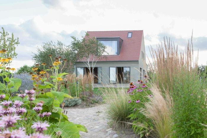 Architectural Gem On The Cornfield