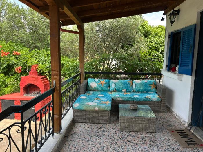 600 metres from the beach!