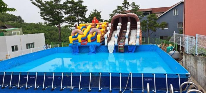 Gyeongju la Siesta Private BBQ, Disney&Netflix