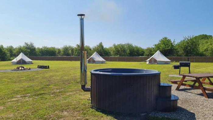 Salomon Glamping