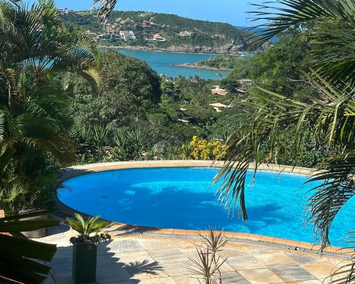 Mansão Ferradura with Sea View