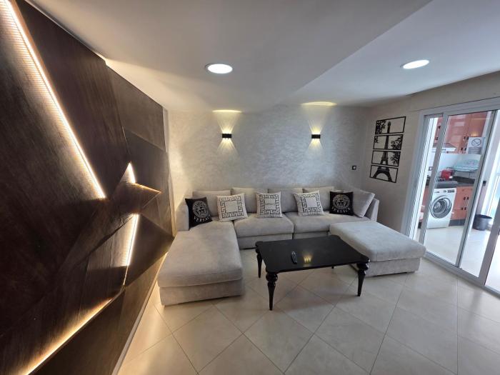 Ajanif Apparte Standing et Fraicheur Salon et Suite Parentale Climatise