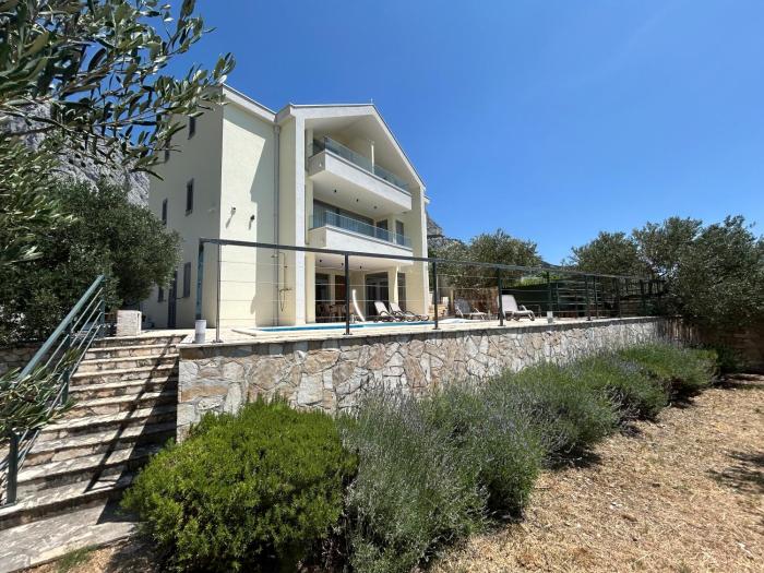 Villa in a quiet area - Private Pool - Sport - Starlink - BBQ