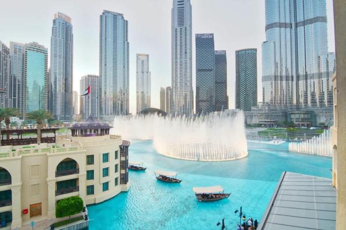 Gorgeous 1BDR with Burj Khalifa & Fountain Views