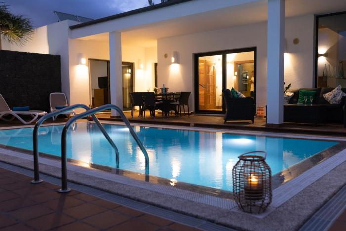 Villas Mamma Mia pool heat Private & Jacuzzi