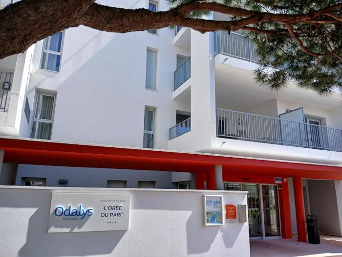 T3 avec Piscine, 150m de locéan