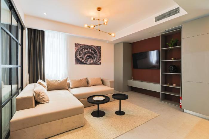 Orion New Boutique Building Apartment with private parking