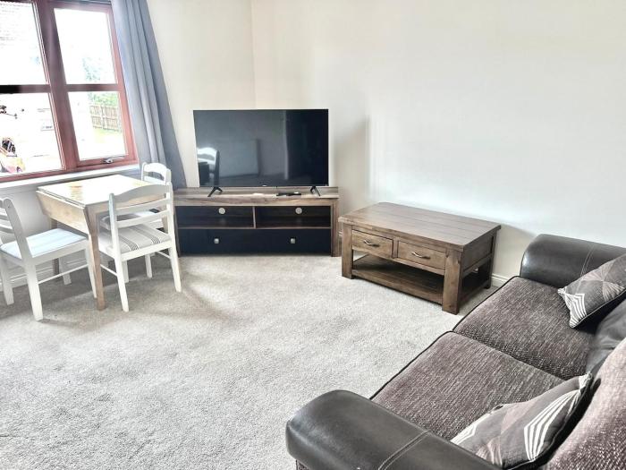 Coz, 2Bed Central Elgin - Free parking, WiFi