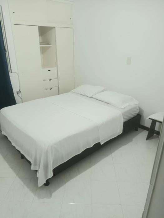 Habitacion bucaramanga cañaveral piscina parqueadero turco