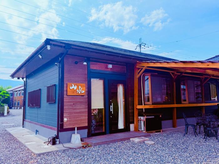 Shanshui House TAKASHIMA