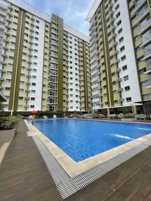 Stunning View w Pool & Gym Near Church& Ayala Mall