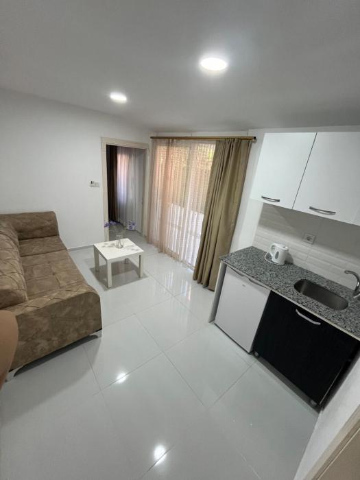 Mini Apartment with Pool